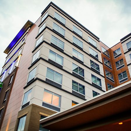 Holiday Inn Express & Suites Downtown Louisville By Ihg Eksteriør billede
