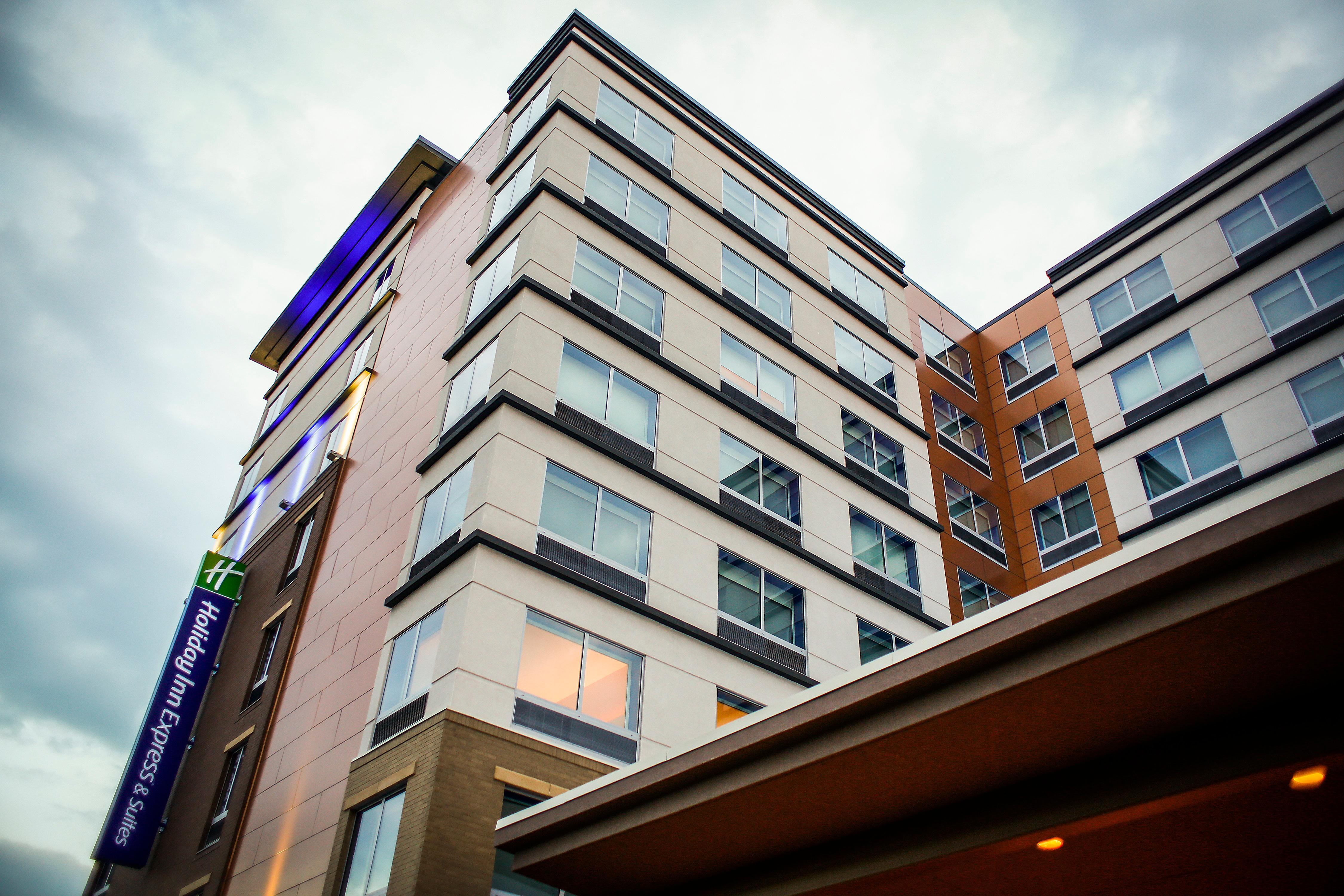 Holiday Inn Express & Suites Downtown Louisville By Ihg Eksteriør billede