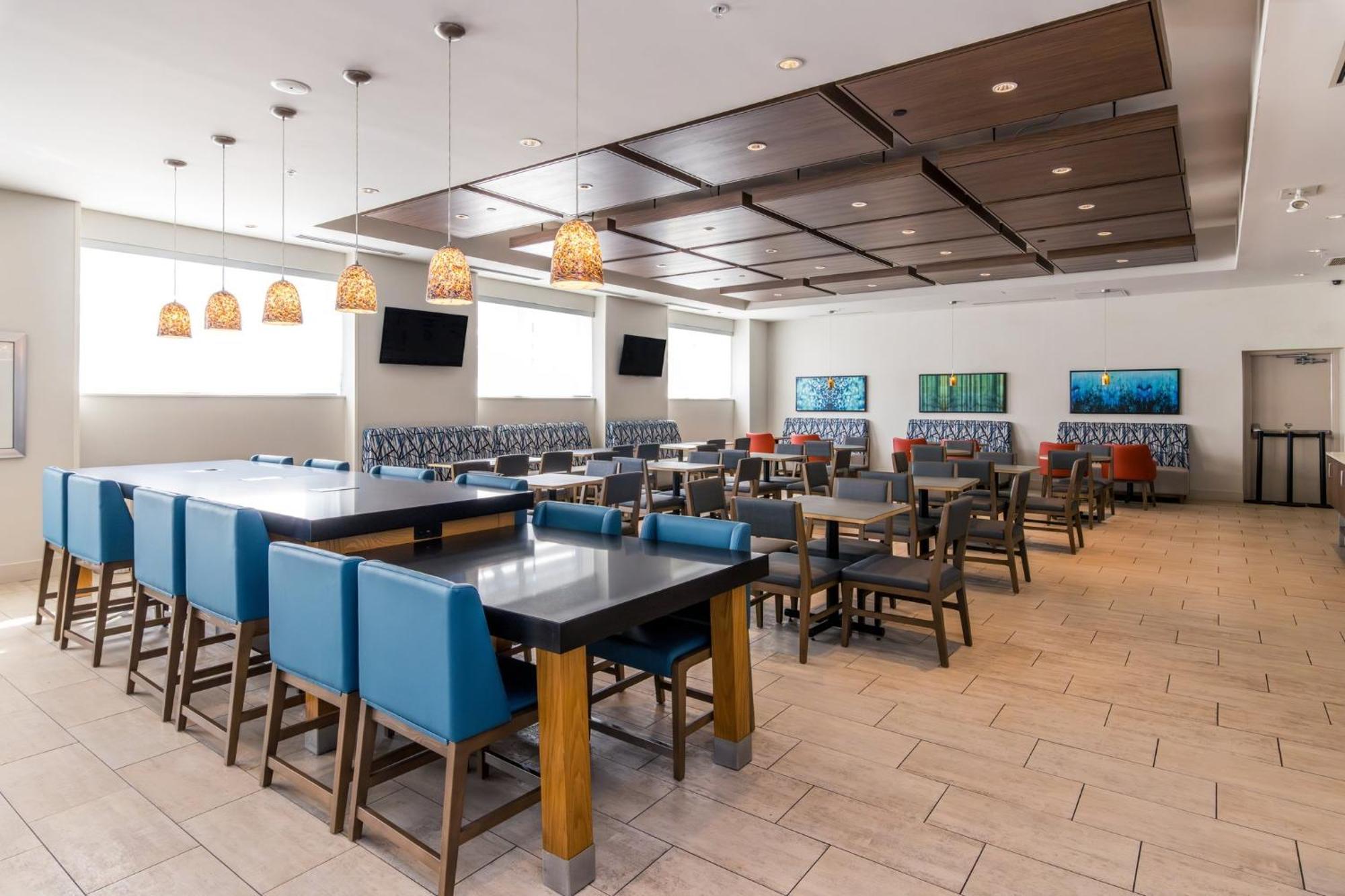 Holiday Inn Express & Suites Downtown Louisville By Ihg Eksteriør billede