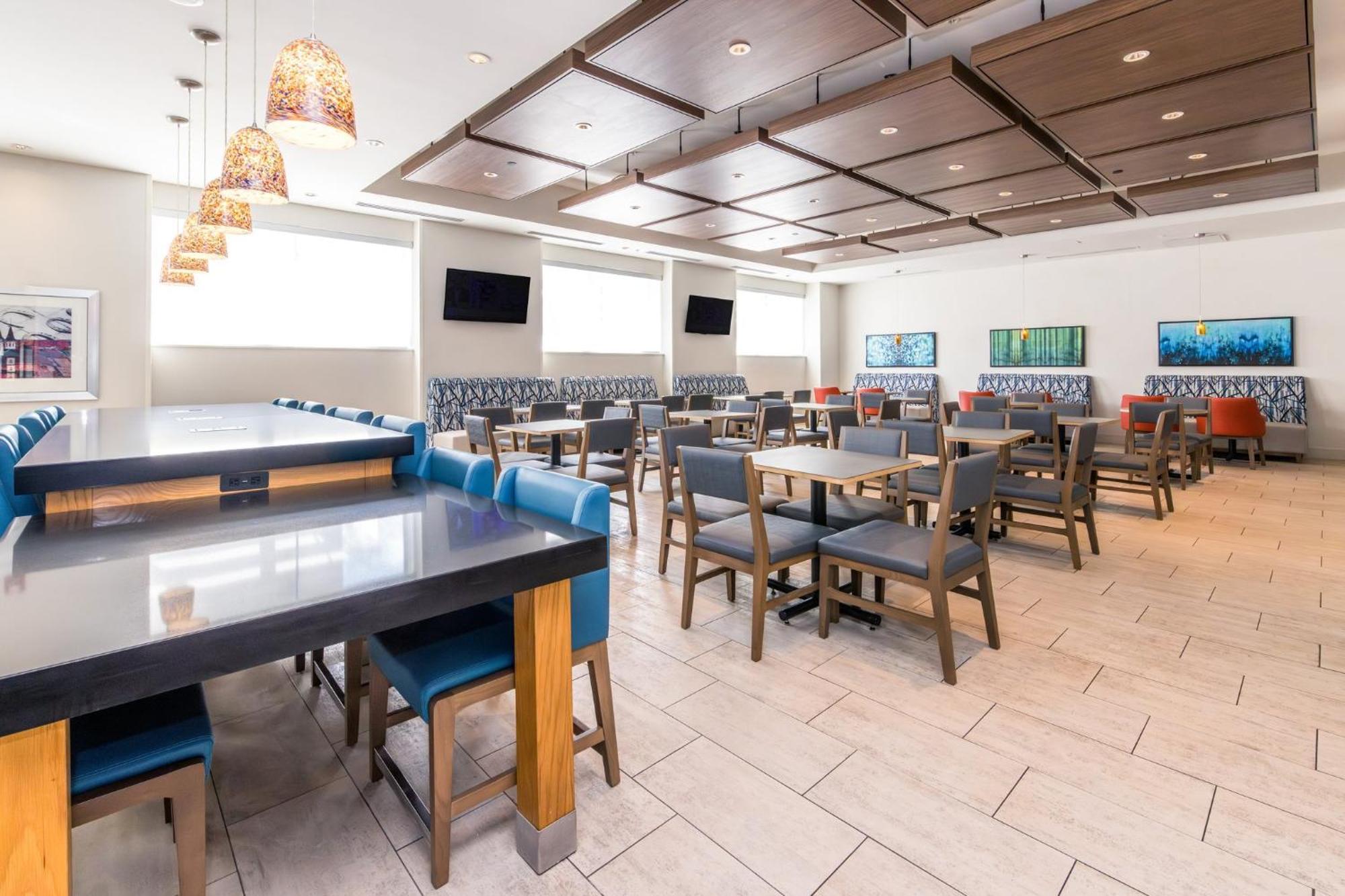 Holiday Inn Express & Suites Downtown Louisville By Ihg Eksteriør billede