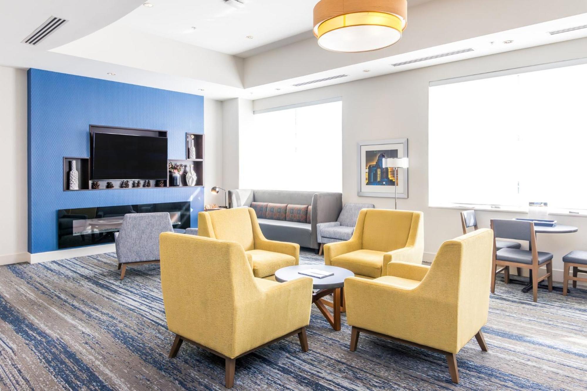 Holiday Inn Express & Suites Downtown Louisville By Ihg Eksteriør billede