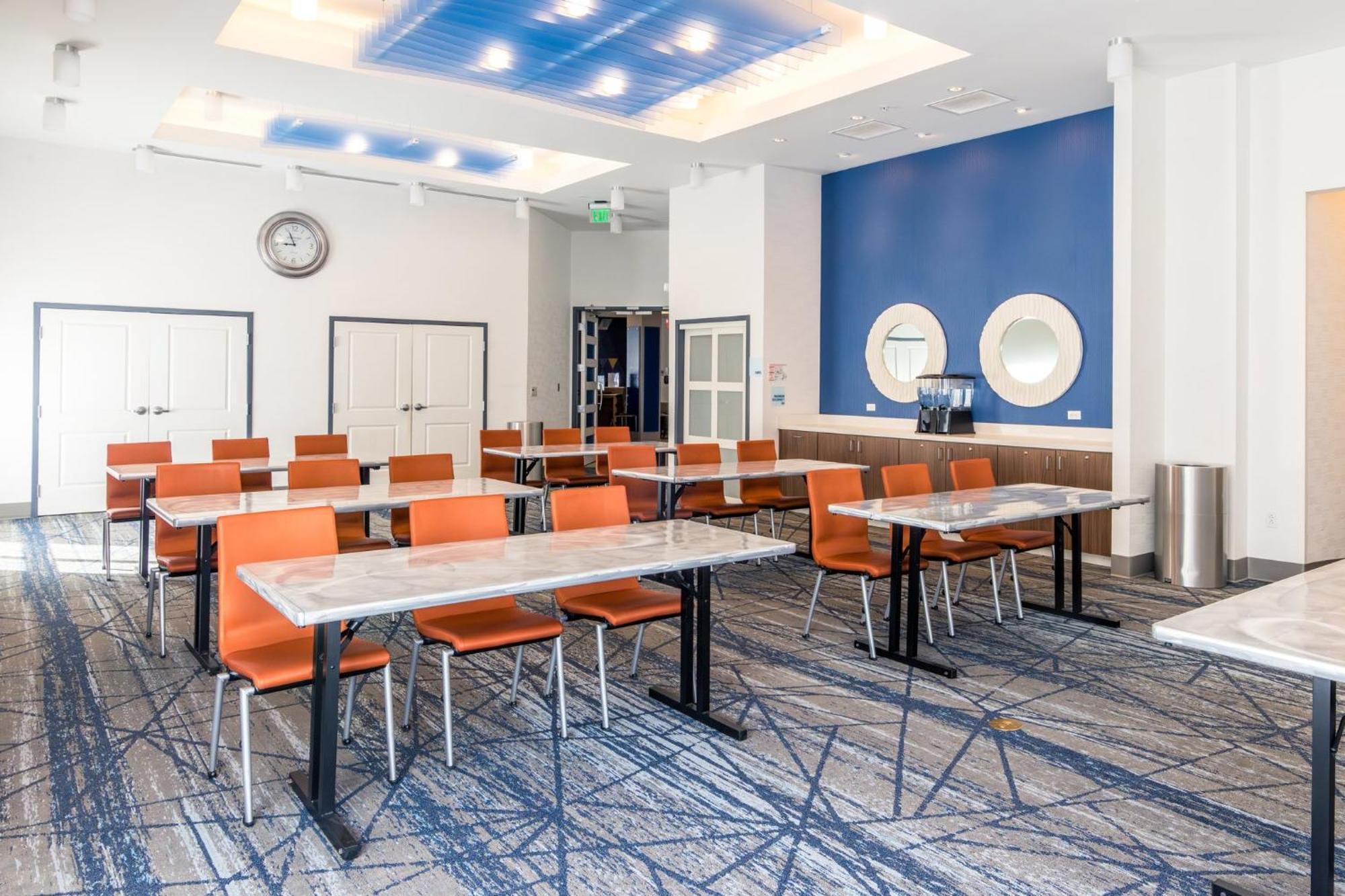 Holiday Inn Express & Suites Downtown Louisville By Ihg Eksteriør billede