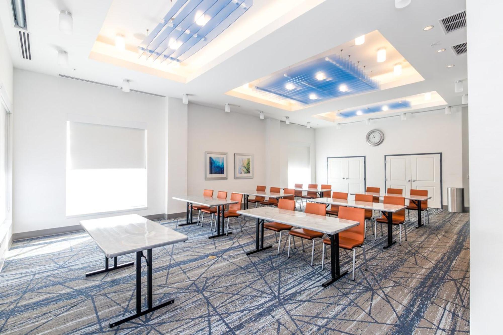 Holiday Inn Express & Suites Downtown Louisville By Ihg Eksteriør billede