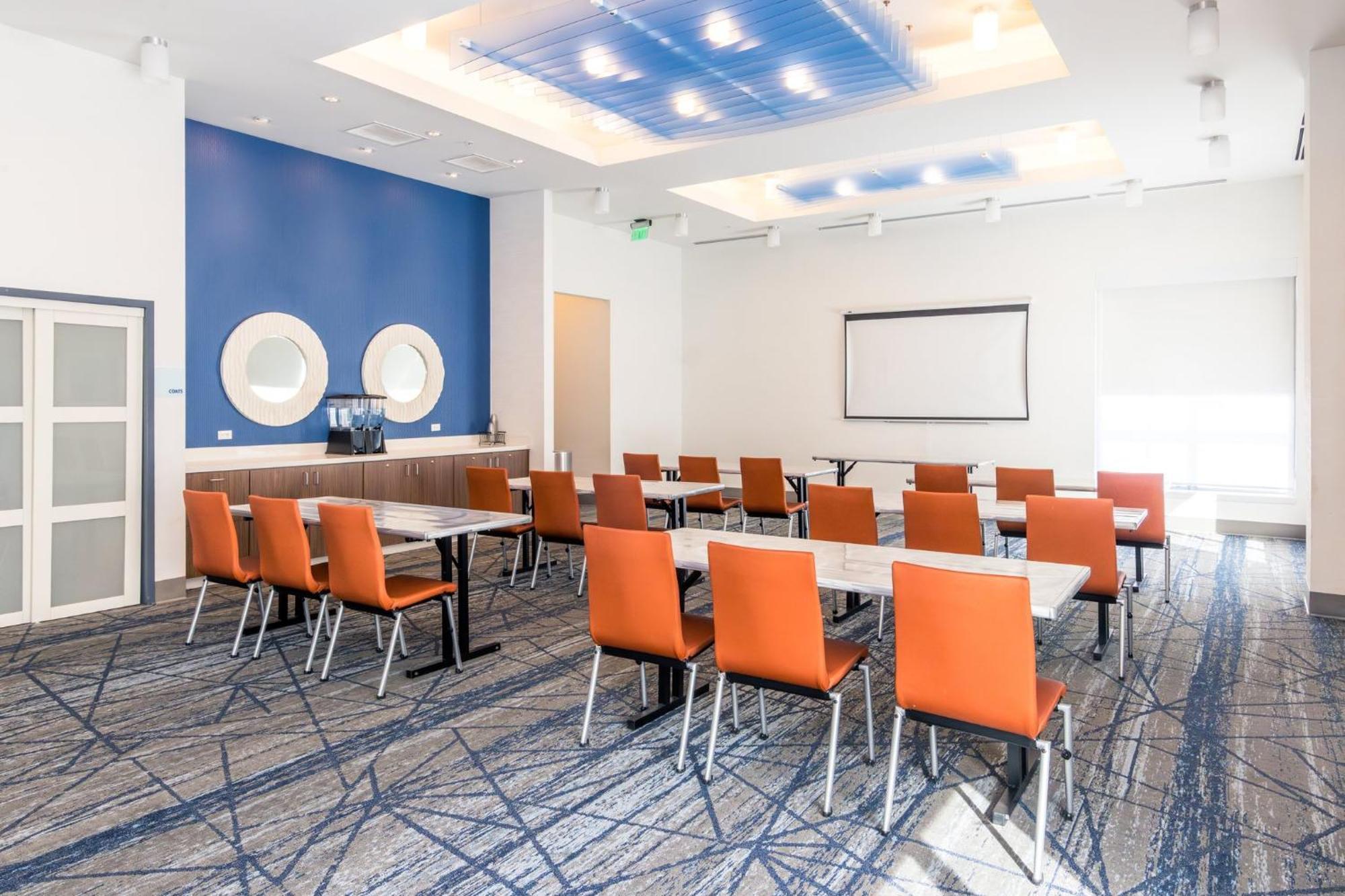 Holiday Inn Express & Suites Downtown Louisville By Ihg Eksteriør billede